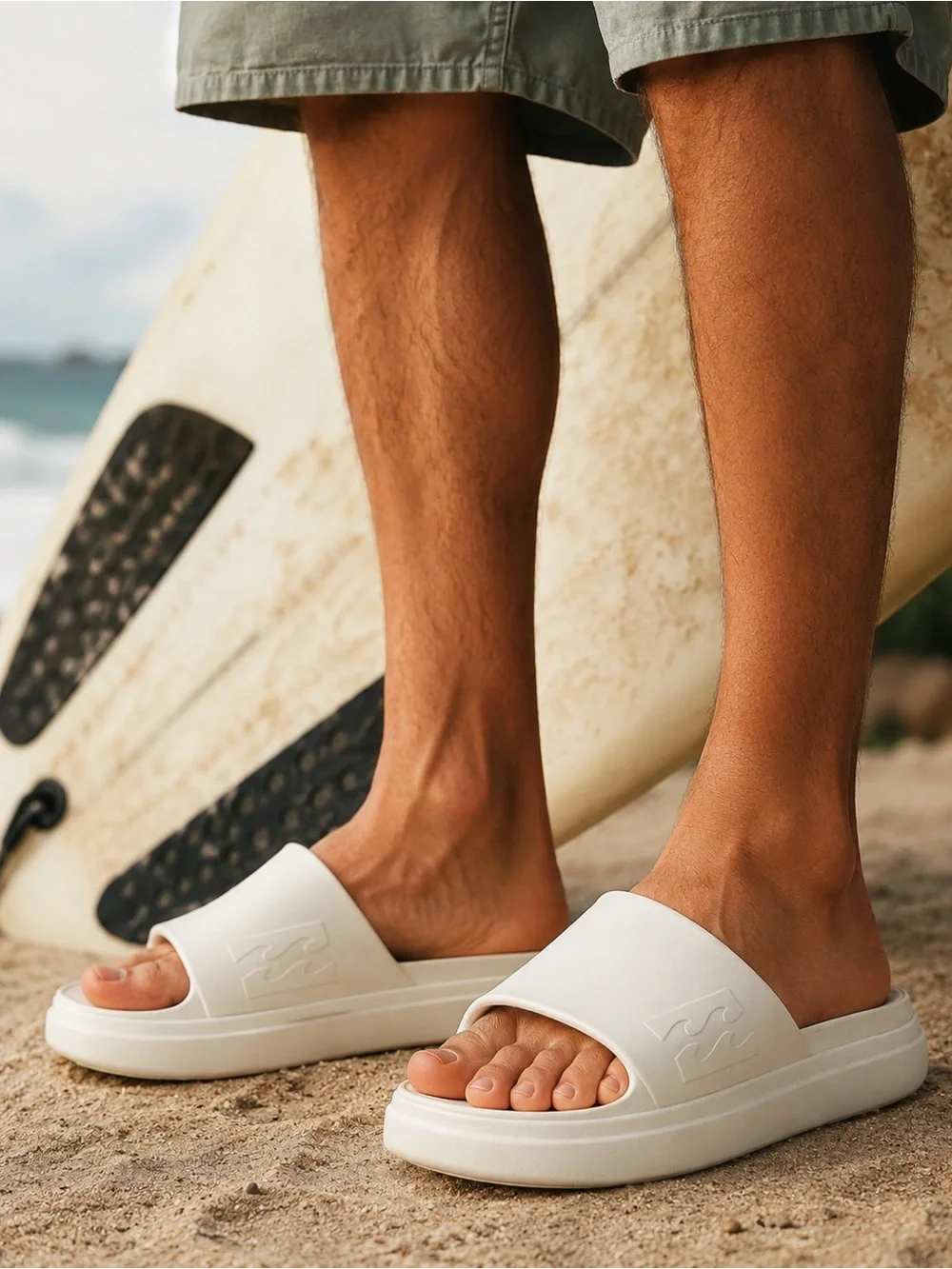 Billabong Men's Off-White/Ivory Slide Cloud Platform Sandals Wave Logo 9